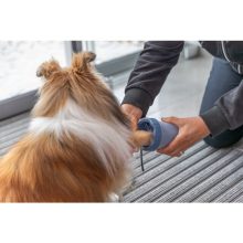 TRIXIE Paw Cleaner M-L szilikon kék mancstisztító