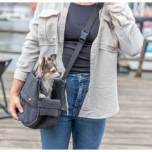 TRIXIE BE NORDIC szállítótáska Ingrid Carrier Fekete 35x25x13cm kutyák és macskák részére