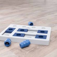 TRIXIE Dog Activity Chess 40x10x27cm Level 2 stratégiai játék kutyák részére