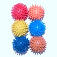 Tüskés tömör labda 50mm Kicsi